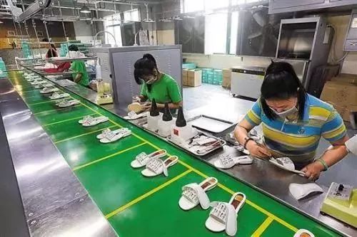 震惊!为什么没人聊制造业?